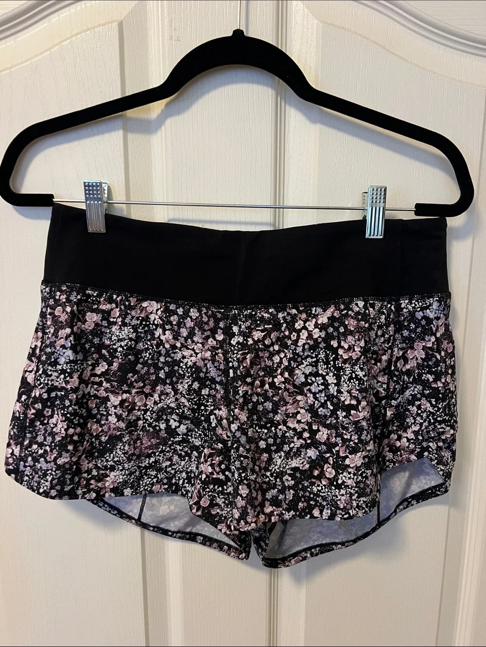 lululemon athletica speed up Black Floral Athletic Shorts 3.5 inseam